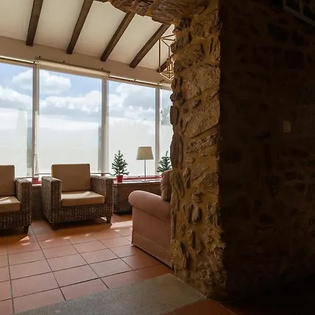 Quinta Do Chao Da Vinha مزرعة للإقامة Carragozela